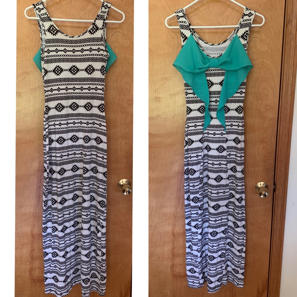 🌻 Maxi dress with bow in the back